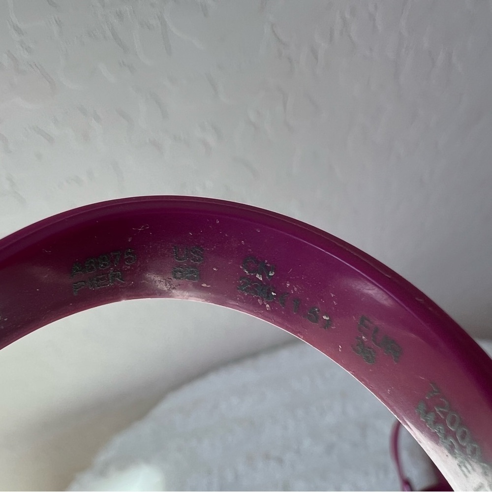 Coach Pier Fuchsia Jelly Sandals - Picture 5 of 9